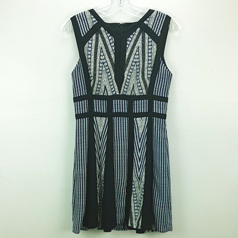 BCBG MaxAria Perla Print-Blocked Dress size 4.